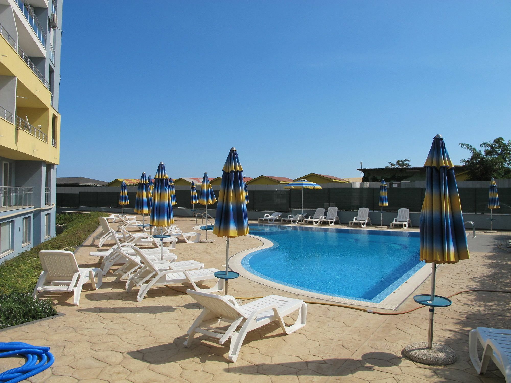 Apartment Crystal Beach เนเซบาร์ ภายนอก รูปภาพ