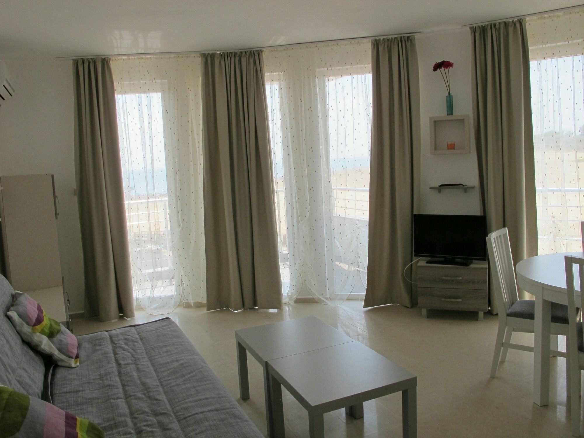 Apartment Crystal Beach เนเซบาร์ ภายนอก รูปภาพ